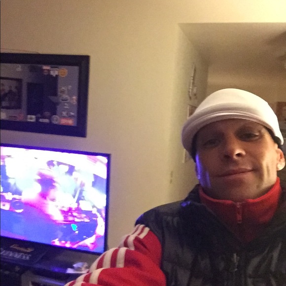 Meet your Posher, Jason - Picture 3 of 4